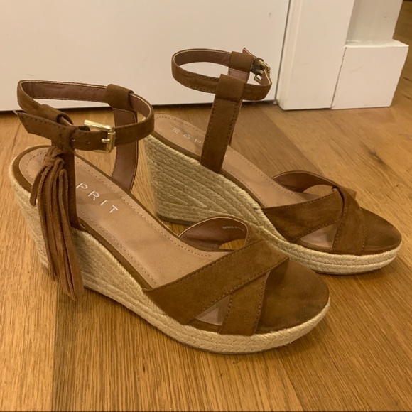 Heeled Sandals - Picture 4 of 5